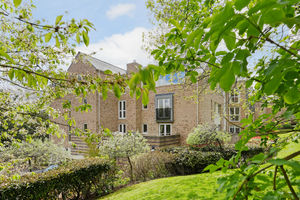 900 Abbeydale Road